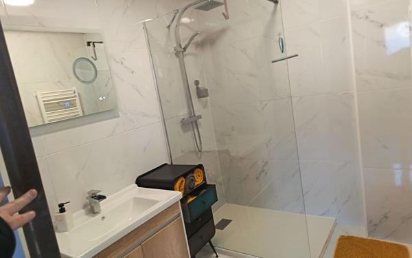 Appartement à louer    3 pièces • 57,67 m2 Saint-Quentin-la-Motte-Croix-au-Bailly