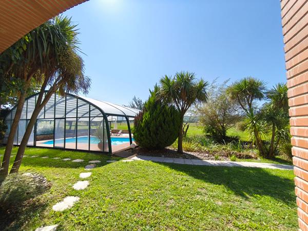 Grand corps de ferme à Varilhes