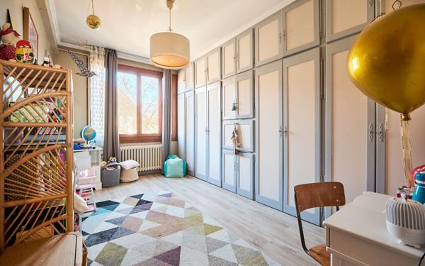 Appartement à vendre    3 pièces • 69,96 m2 Annecy