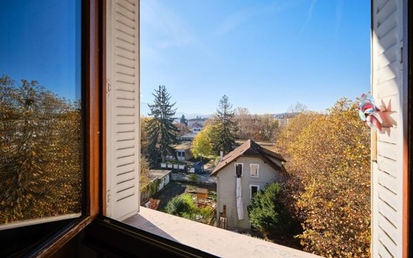 Appartement à vendre    3 pièces • 69,96 m2 Annecy