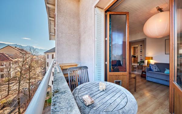 Appartement à vendre    3 pièces • 69,96 m2 Annecy
