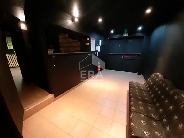 AXE LA FERE - ST QUENTIN    IMMEUBLE DE 312 m2