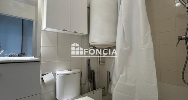 Location Studio 22.02 m² - Croissy-sur-seine 78290