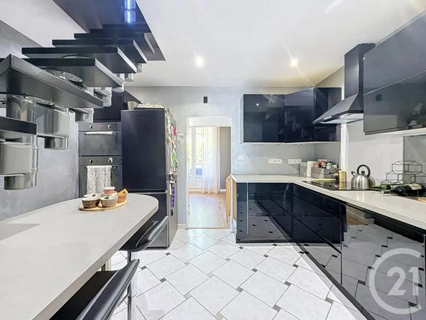 Appartement F3 à vendre  3 pièces - 73 m 2   DIJON  - 21