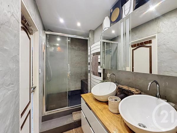 Appartement F3 à vendre  3 pièces - 73 m 2   DIJON  - 21