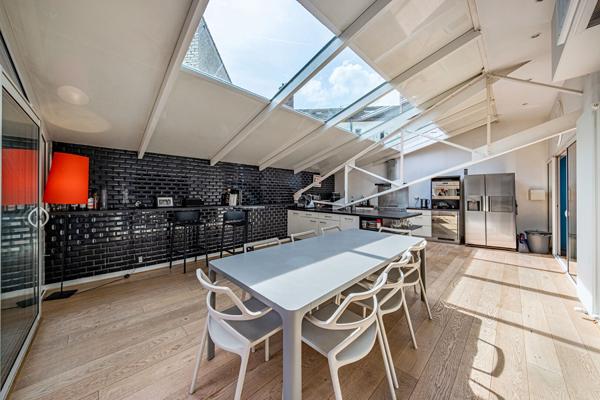 Propriété d'exception de 410 m² avec piscine à Chalon-sur-Saône