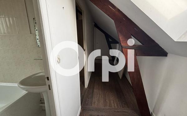 Maison à louer    3 pièces •  Barbery