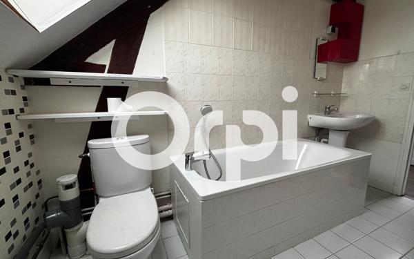 Maison à louer    3 pièces •  Barbery