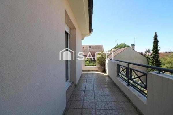 T5 - 105m5 - Séjour double - 3 chambres - 2 box en sous-sol