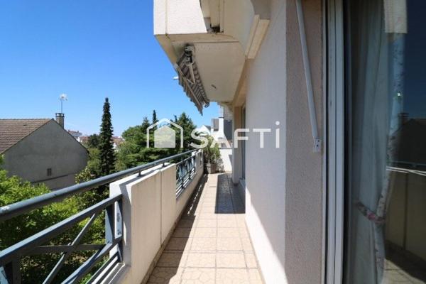 T5 - 105m5 - Séjour double - 3 chambres - 2 box en sous-sol