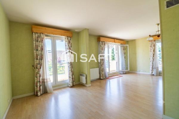 T5 - 105m5 - Séjour double - 3 chambres - 2 box en sous-sol