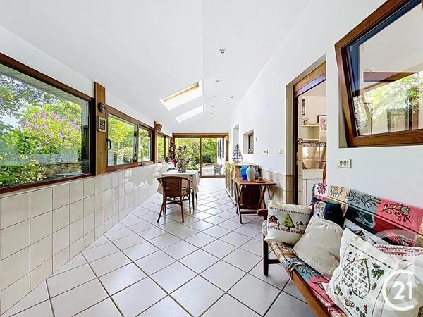 Maison à vendre  7 pièces - 198 m 2   LOUGRES  - 25