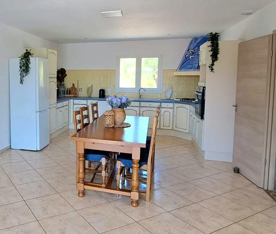 Maison de plain pied 5 chambres, piscine, sans vis-à-vis, terrain 5540 m2 à SAN NICOLAO (HAUTE CORSE)