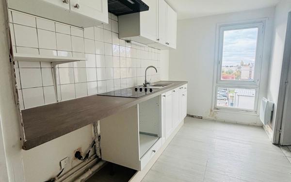 Appartement à vendre    2 pièces • 52 m2 Pierrefitte-sur-Seine