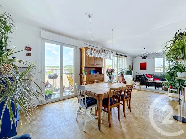 Appartement F4 à vendre  4 pièces - 93,93 m 2   BELFORT  - 90