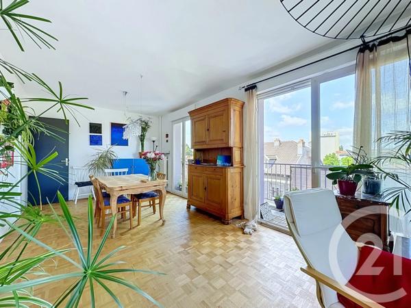 Appartement F4 à vendre  4 pièces - 93,93 m 2   BELFORT  - 90