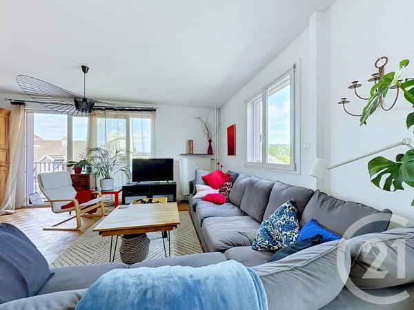 Appartement F4 à vendre  4 pièces - 93,93 m 2   BELFORT  - 90