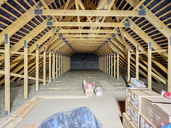 Maison de plain pied 4 chambres avec combles aménageables