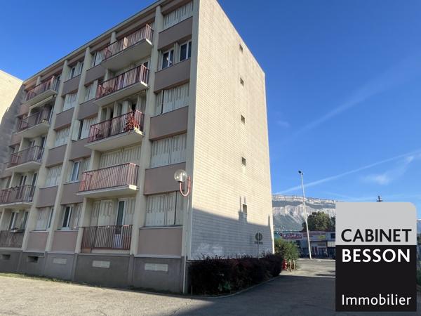 SAINT MARTIN D'HERES - T5 meublé - 114 av Gabriel Péri