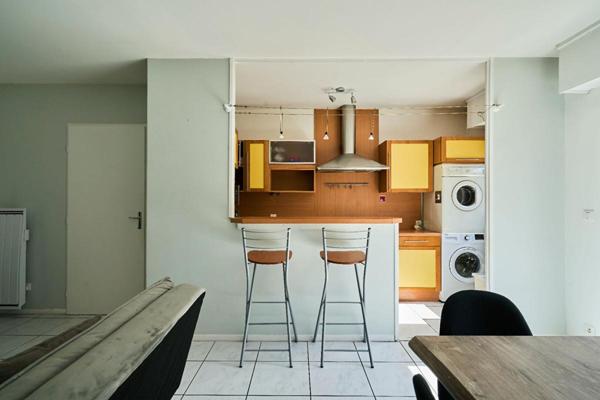 Lille  Rdc 2 pièce(s) 48.41 m2 avec Jardin et Place de Parking