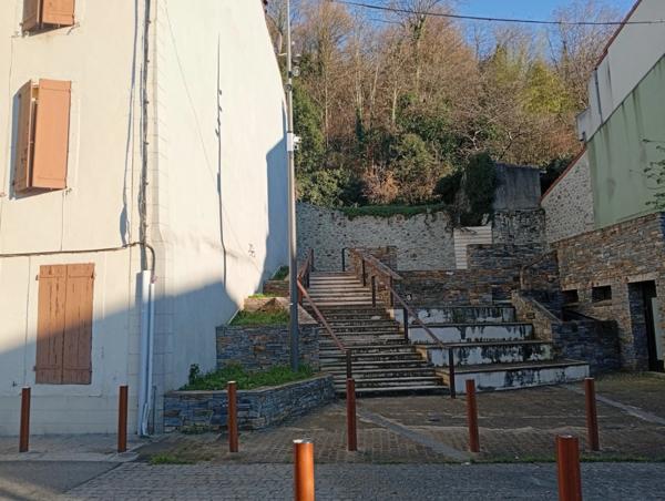 Maison à vendre 6 pièces (09)