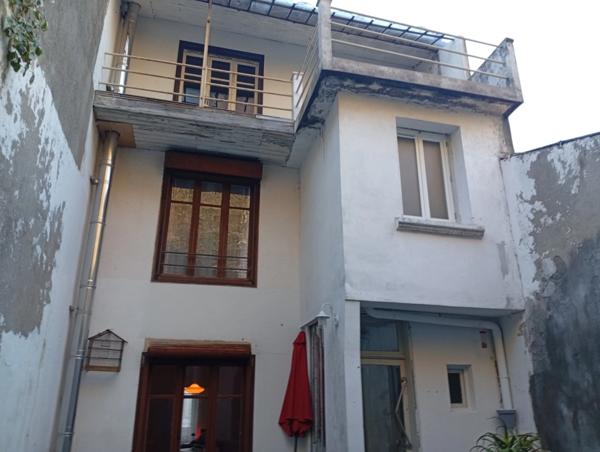 Maison à vendre 6 pièces (09)