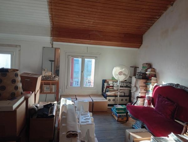 Maison à vendre 6 pièces (09)