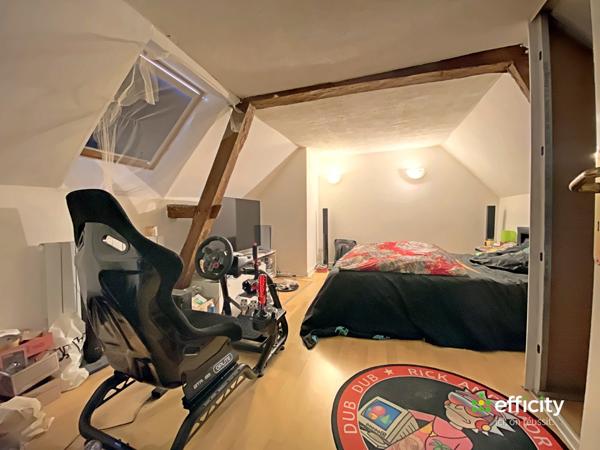 Immeuble 6 pièces - 136 m²