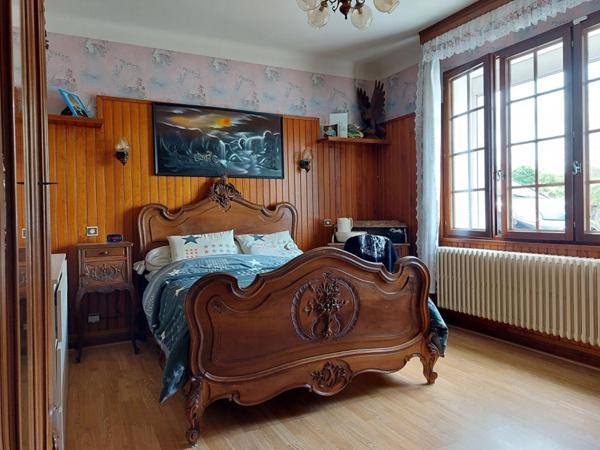 Maison Montceau Les Mines 7 pièce(s) 156 m2