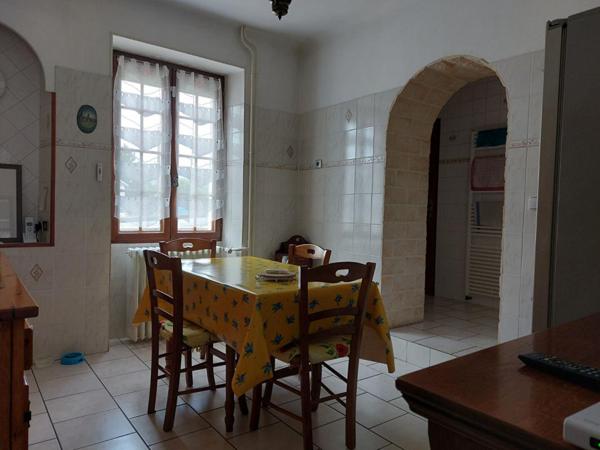 Maison Montceau Les Mines 7 pièce(s) 156 m2