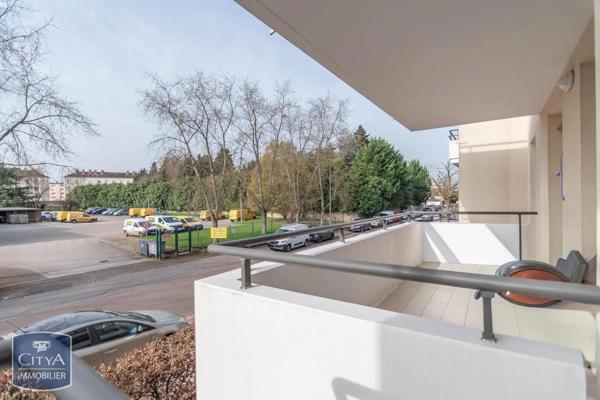 Appartement à louer 2 pièces 48.24m² Chalon-sur-Saône (71100)