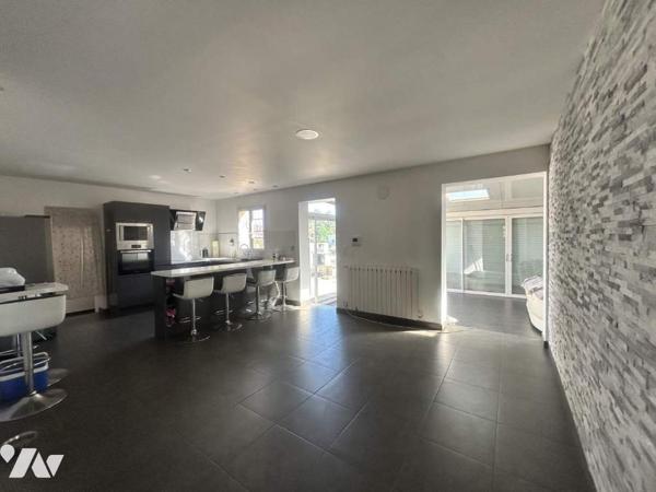 Maison T6 - 4 chambres - Plain Pied Jardin clos