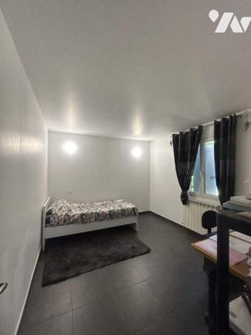 Maison T6 - 4 chambres - Plain Pied Jardin clos