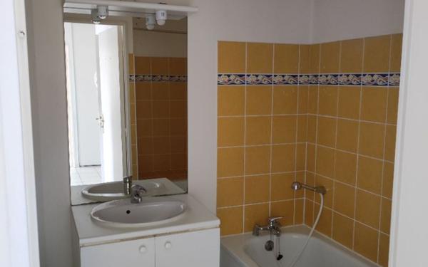 Appartement à vendre    2 pièces •  Pessac