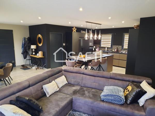 Maison contemporaine 650m2 terrain