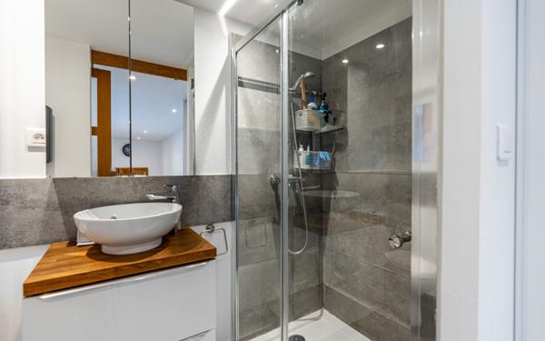 Maison à vendre    7 pièces •  Poussan