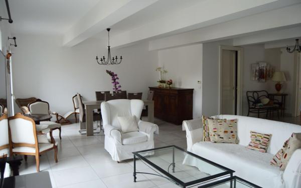 Maison à vendre    7 pièces •  Poussan