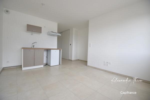 Studio à vendre 1 pièces MEXIMIEUX (01)