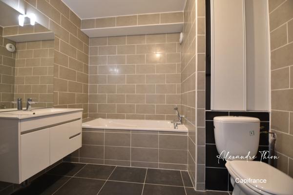 Studio à vendre 1 pièces MEXIMIEUX (01)