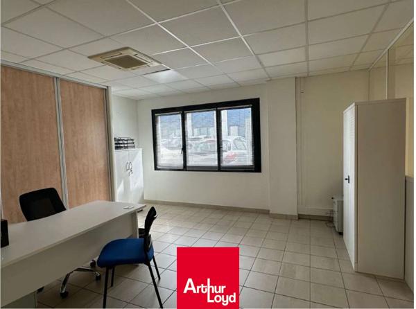 A louer : bureaux secteur Limas /Villefranche