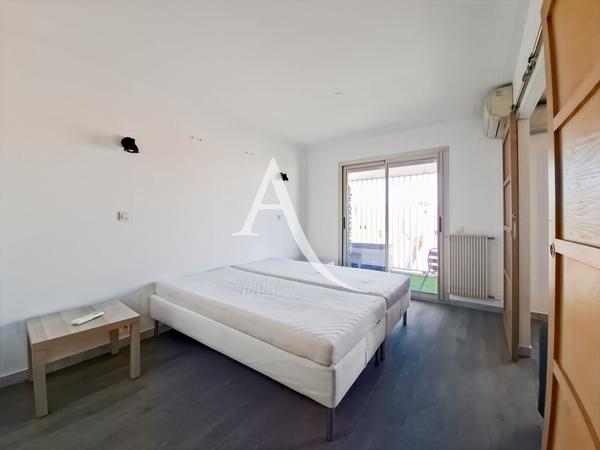 CANNES Banane 2 Pièces avec Terrasse