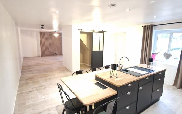 Maison à louer    3 pièces • 89,81 m2 Pont-Melvez