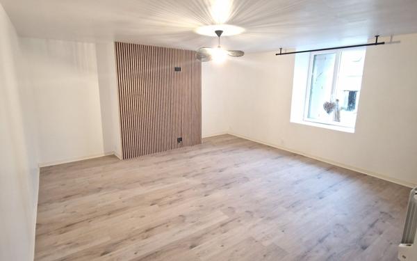 Maison à louer    3 pièces • 89,81 m2 Pont-Melvez