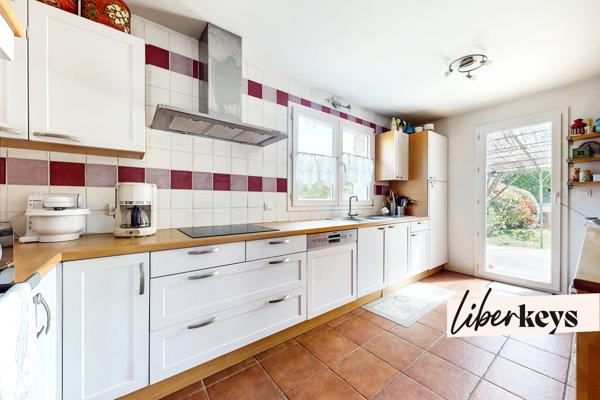 Villa familiale avec piscine, jardin arboré et vue montagnes – 190 m² | Montbonnot-Saint-Martin (secteur Tartaix)