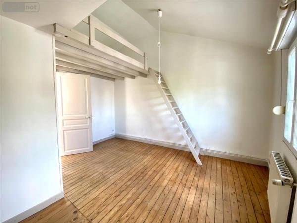 Appartement à louer à Reims dans la Marne (51100), ref : LOCATAGGA3G
