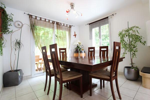 location maison contemporaine trois chambres cadre de verdure Quimper Ouest