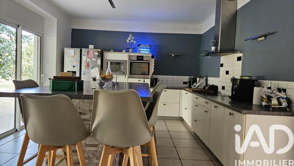 Maison à vendre 6 pièces 199 m² Maurs