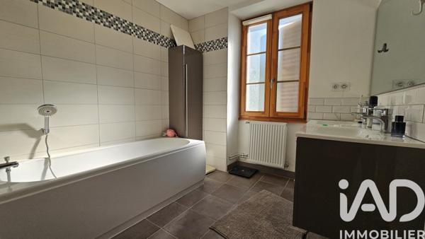 Maison à vendre 6 pièces 199 m² Maurs