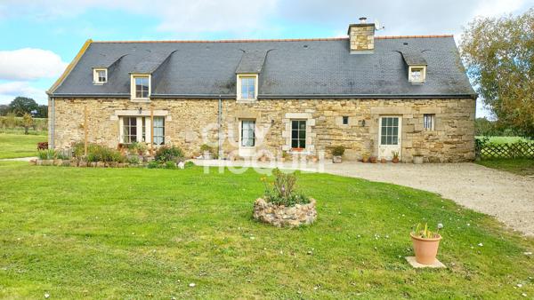 MAISON À LOUER DE 4 PIÈCES DE 130,00 M²