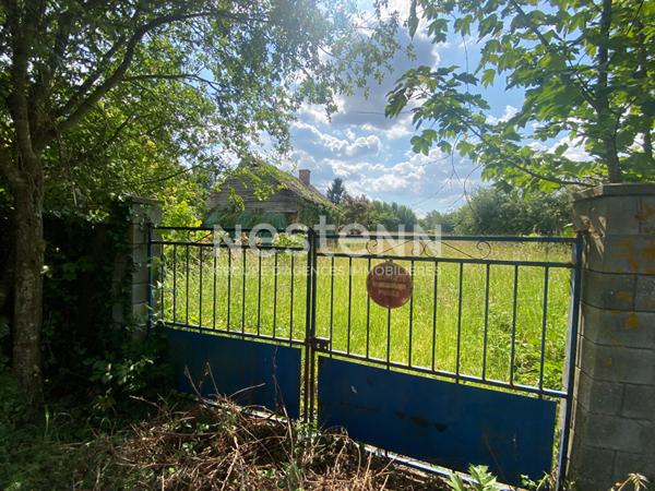 Maison à restaurer sur la commune de Noyen sur Sarthe.